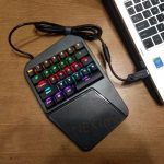 Single Hand RGB Mechanical USB Gaming Keyboard - Blue Switch - 9 LED Modes - الصورة 3